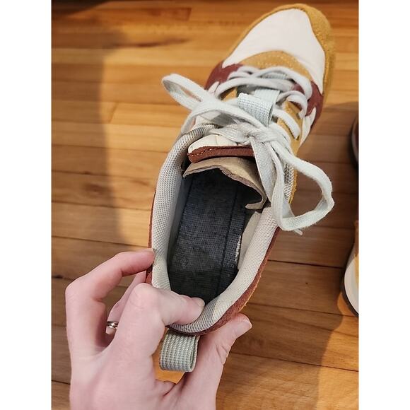 MERRELL Alpine Tan Multicolor Sneaker Gym Shoe Walking Comfort Size 7M READ - Picture 7 of 9